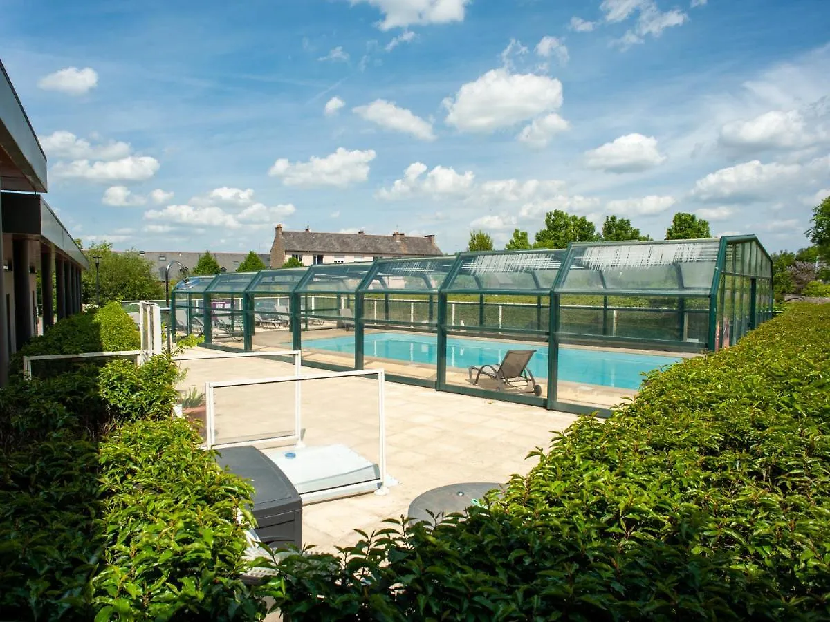 Vacanceole - Le Duguesclin Dinan 3*,  France