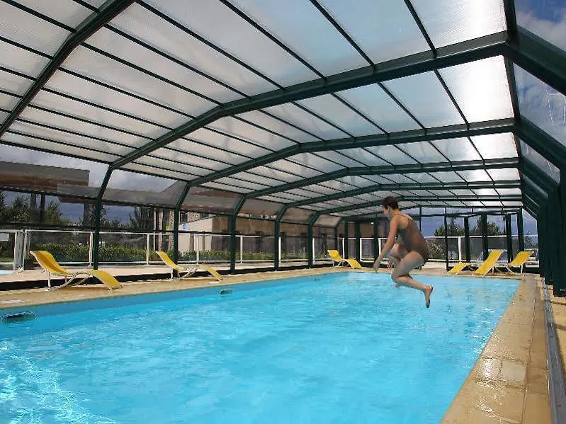 Vacanceole - Le Duguesclin Dinan 3*,  France
