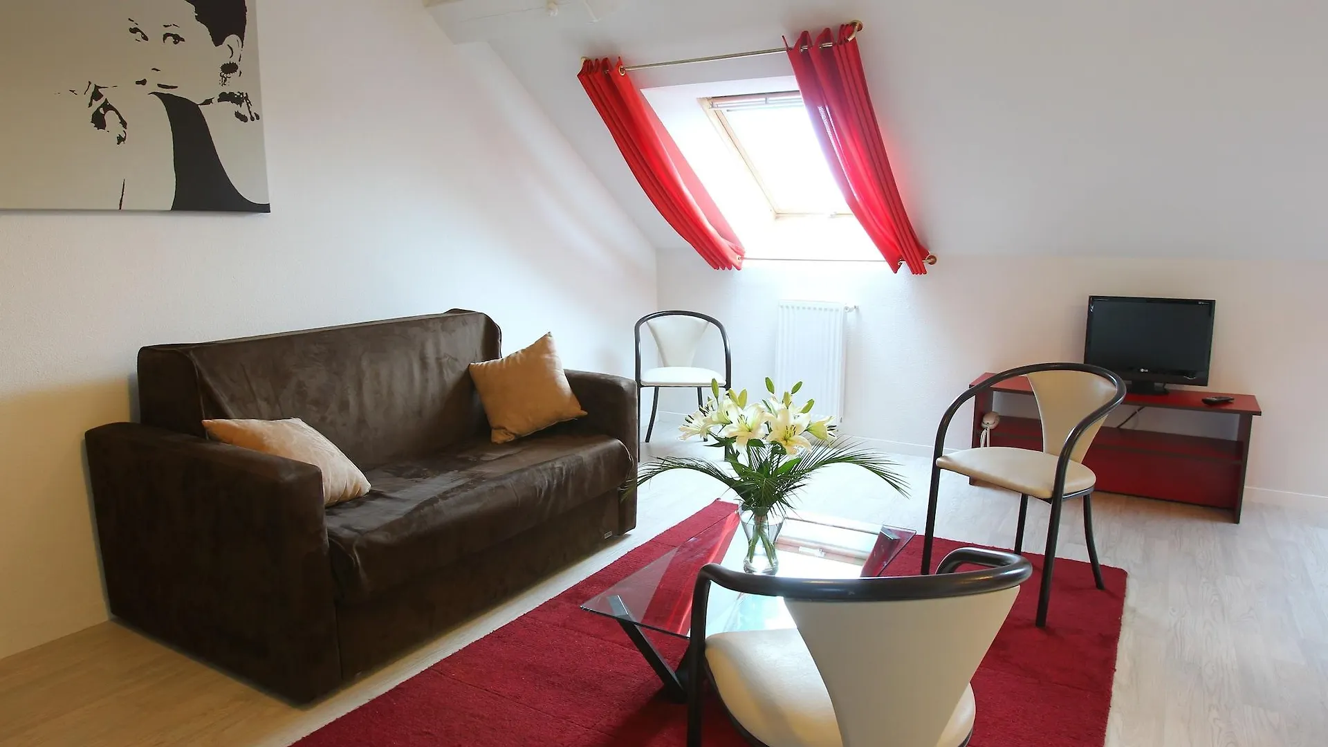 Vacanceole - Le Duguesclin Dinan Hotel
