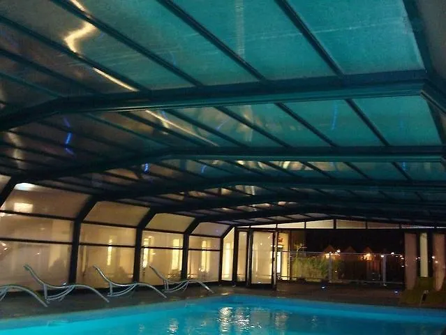 Vacanceole - Le Duguesclin Dinan 3*,  France