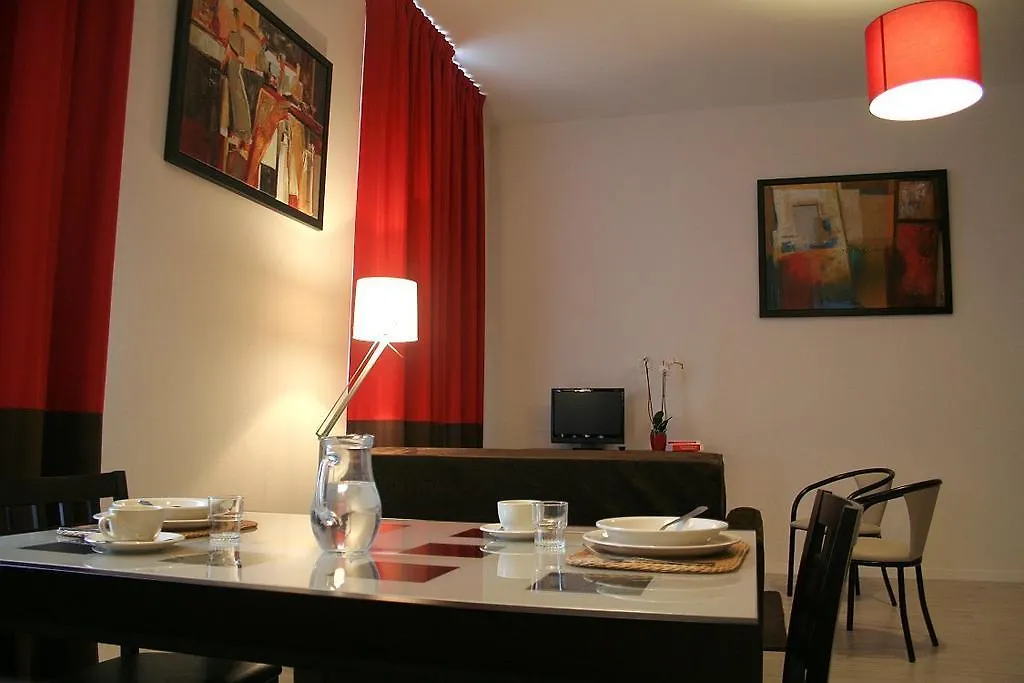 *** Hotel Vacanceole - Le Duguesclin Dinan França