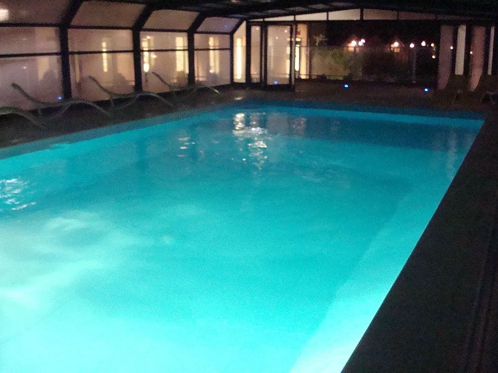 Vacanceole - Le Duguesclin Dinan Hotel